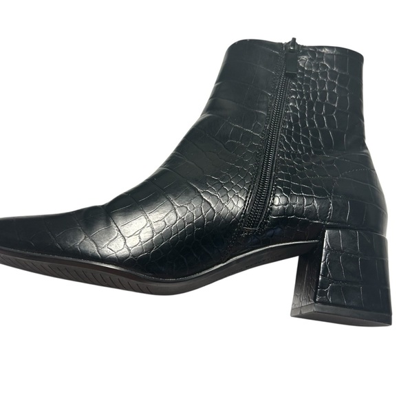 Pull & Bear Collection Faux Leather Croc Embossed Heeled Booties Sz 37 - Picture 8 of 16